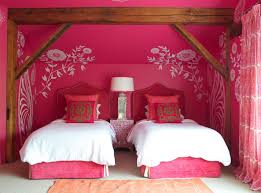 8 pretty in pink bedrooms