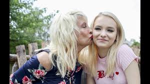 Zoe laverne is a lovely american tiktok star who is famous for her lip syncing and her fashion expertise. This Teen Has 3m Musical Ly Fans But After Being Bullied She Goes To School Alone Wusa9 Com