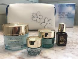 estee lauder 2018 free gift with