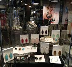 find kendra scott jewelry at two p s