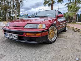 Honda CRX Coupé en Rojo clásica en Marbella por € 11.000,-