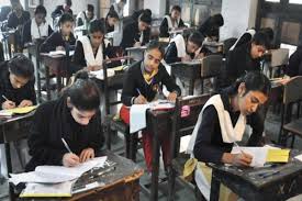 Board exam students will face lower pass percentages this year. Icse 10th Isc 12th Board Results 2020 Pass Percentage 99 34 Students Clear Cisce Class 10 Exam 96 84 Pass Class 12 India News Firstpost
