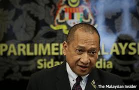 He likes to carry himself around like a hardman. Umno Can Now Easily Deal With Dr Mahathir Says Nazri Aziz The Edge Markets