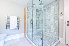 cleaning glass shower doors
