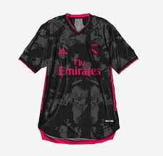 Available in medium, large, and xl. Real Madrid 2020 21 Home Kit Leaked Online With Unusual Pink And Black Sleeves