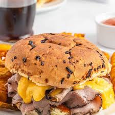 arby s roast beef sandwich with cheddar