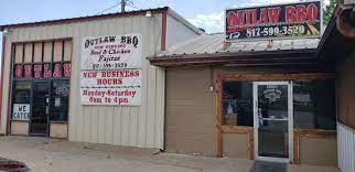 outlaw bbq weatherford restaurant