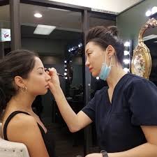 best makeup lessons in los angeles