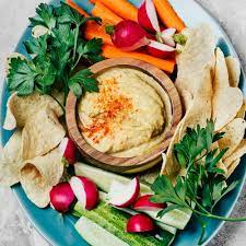 what to eat with hummus 14 delicious