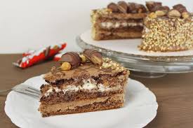 Jetzt ausprobieren mit ♥ chefkoch.de ♥. Kinder Bueno Torte Backen Torten Rezepte Absolute Lebenslust