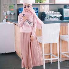 Belanja m atasan fesyen wanita terjangkau di floryday. Rok Plisket Dusty Pink Cocok Dengan Baju Warna Apa Gaya Ootd