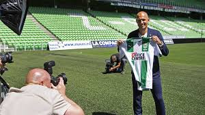 The former chelsea star retired last summer after ten. Arjen Robben Arbeitet An Fussball Comeback Bei Fc Groningen