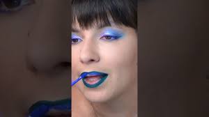 a blue lipstick moment tap the sound