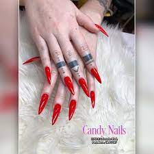 red nails a powerful splash of