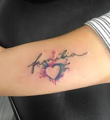 Isso porque foi uma das primeiras imagens utilizadas na arte de tatuar. Tatuagem De Familia 90 Opcoes Para Registrar Todo O Seu Amor