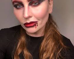 simple zombie makeup tutorial step by