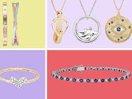 best jewelry gifts for moms reviewed