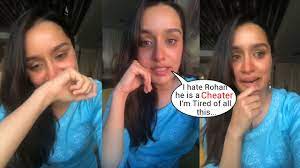 Shraddha Kapoor Got Emotional and Crying on her First Live after her  Breakup with Rohan - YouTube
