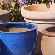 the big outdoor garden plant pot