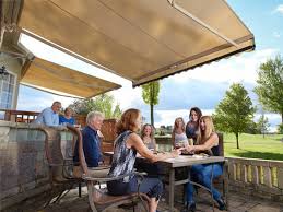 Picking A Retractable Awning For Your