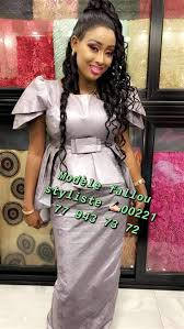 Voir plus d'idées sur le thème mode africaine, tenue africaine, mode africaine robe. Model De Bazin Malien 2019 Femme Modele Couture Bazin Femme 3 Out Of 5 Stars