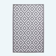 zoe geometric white grey outdoor rug
