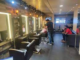 estilo salon in santacruz west mumbai