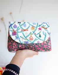 holiday cosmetic pouch weallsew