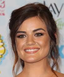 See more ideas about pear shaped face, face shapes, face shape hairstyles. Lucy Hale Hairstyles For A Triangular Or Pear Face Shape