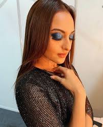 sonakshi sinha was a piece of sparkling