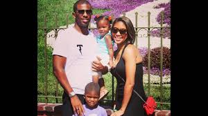 The houston rockets player calls her his best friend and has credited several of jada and chris actively give back to the community and helm various events through the chris paul family foundation. Chris Paul And His Wife Jada Crawley And Their Children Youtube