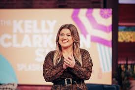 After all, a lot has changed for. Kelly Clarkson Set To Cover Olivia Rodrigo S Drivers License During June 14 Kelly Clarkson Show