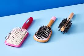 how to clean hairbrushes to remove lint