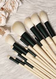 cutesy kit yellow makeup brushes set
