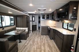 Grab the grand design transcend xplor travel trailer and your sense of adventure before heading out to explore new sights! 2021 Grand Design Transcend Xplor 245rl Airstreams Campers London Travel Trailers For Sale