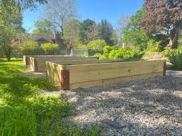 Build A Simple Raised Garden Box Diy