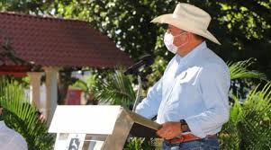 El alcalde Pedro Couoh le cumple a vecinos del fraccionamiento Benito Juárez» – Municipio de Tizimín Yucatán 2021-2024