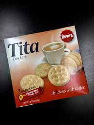Amazon.com : Rovira - Tita Crackers (3 foil fresh packs/box) - 8 oz Box  (Count of 2) : Grocery & Gourmet Food
