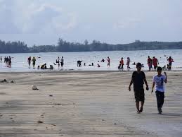 Dalam sambutannya kadis kominfo kota tanjung balai drs. Tanjung Balau Beach Kota Tinggi Johor Malaysia