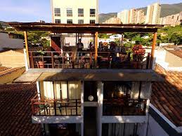Cheap Hostels Near Medellin gambar png