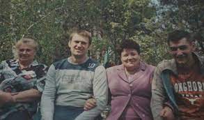 Jul 01, 2021 · в апреле 2019 года публицист потерял сознание на внутреннем рейсе из екатеринбурга в уфу с теми же симптомами, что и навальный, который упал в обморок на внутреннем рейсе из томска в москву в. Aleksej Navalnyj Biografiya Foto Lichnaya Zhizn Semya Zhena Deti Otravlenie Prigovor 2021 Uznaj Vsyo