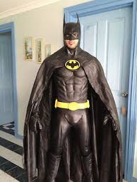 Director andy muschietti teased the suit in an instagram post. Nuestra Compania Descanso Acumulacion Tim Burton Batman Suit Colegio Desafortunadamente Cantidad De Dinero
