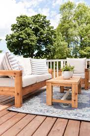 Choose from rustic cedar log furniture or contemporary western red cedar outdoor. The Perfect Outdoor Coffee Table Free Plans Nick Alicia