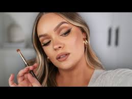cut crease makeup tutorial