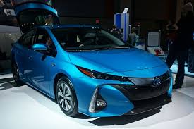 However, jump starting a toyota prius, or jump starting any hybrid car, requires a few extra steps beyond what's required to jump a traditional vehicle. Toyota Prius Owners Jump Ship Head Over To Tesla Futurecar Com Via Futurecar Media