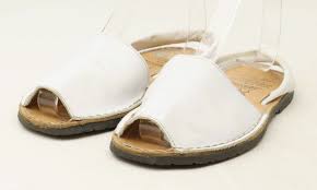 Details About Avarca Menorquina Womens Eu Size 39 White Leather Sandals