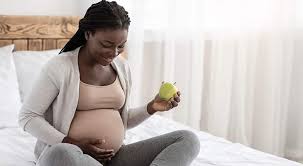 losing weight while pregnant can harm
