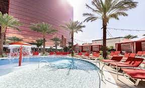 the 11 best hotel pools in las vegas in