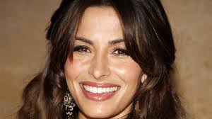A former nfl cheerleader for the dallas cowboys, sarah shahi also has a beauty pageant history which shows that from an early age, her beauty was obvious. The Character Everyone Forgets Sarah Shahi Played On The Sopranos