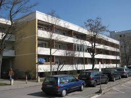 100 m² plus 14 m² balkon, in grüner und ruhiger lage. 3 Zimmer Wohnung Zu Vermieten Leutkircher Str 3 80939 Munchen Freimann Mapio Net